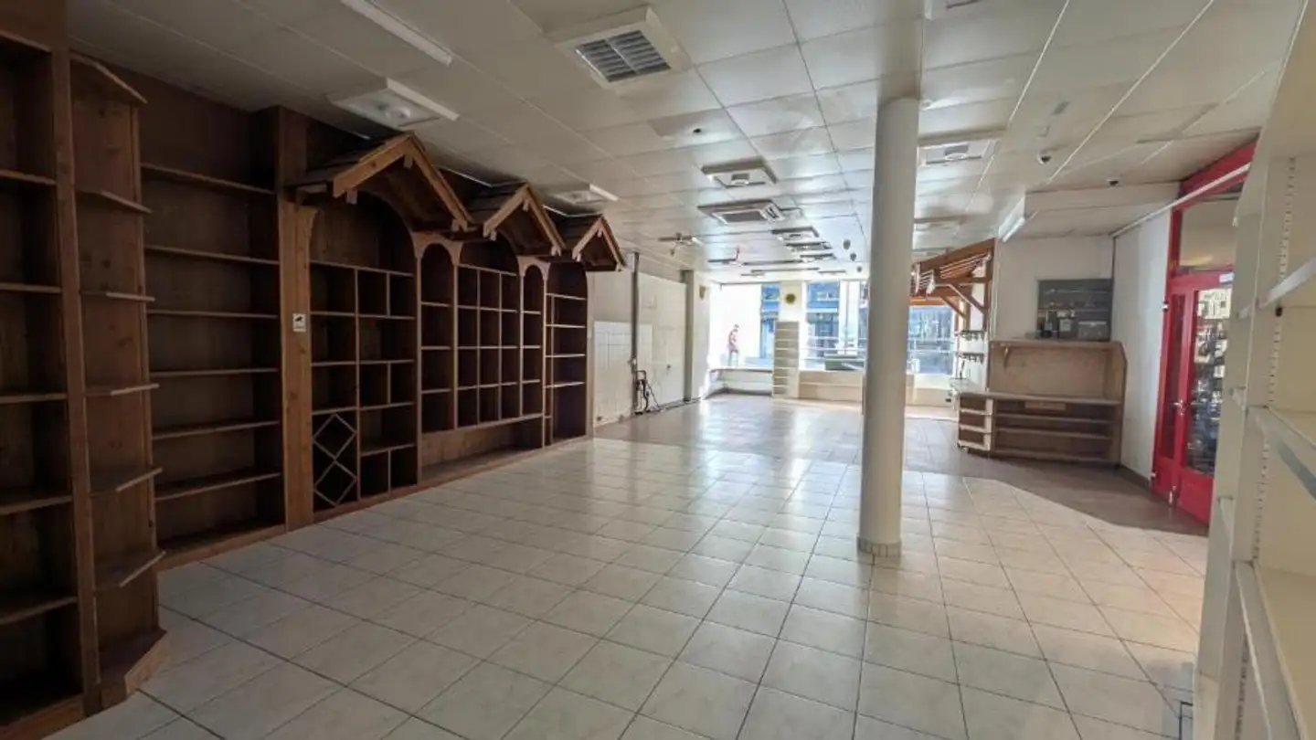 Commercial for rent - Rue Du Pré-Fleuri 9, 1950 Sion - Photo 2