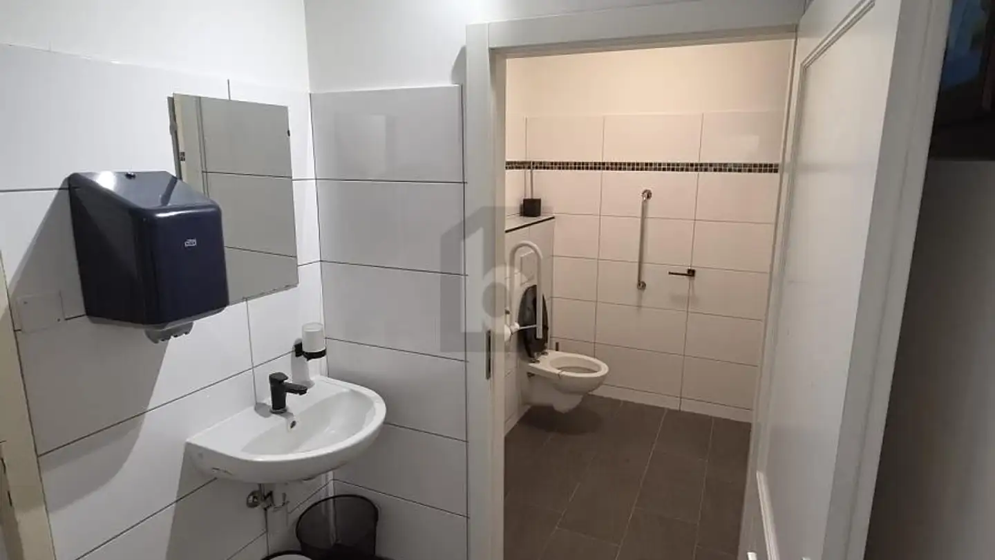 Geschäft mieten - 1700 Fribourg - Foto 4