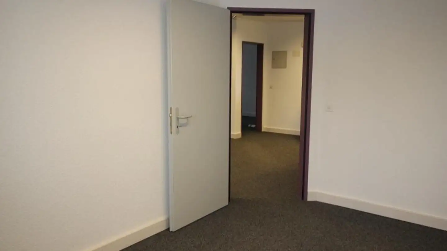 Office space for rent - Derrière La Tour 7, 1583 Villarepos - Photo 4