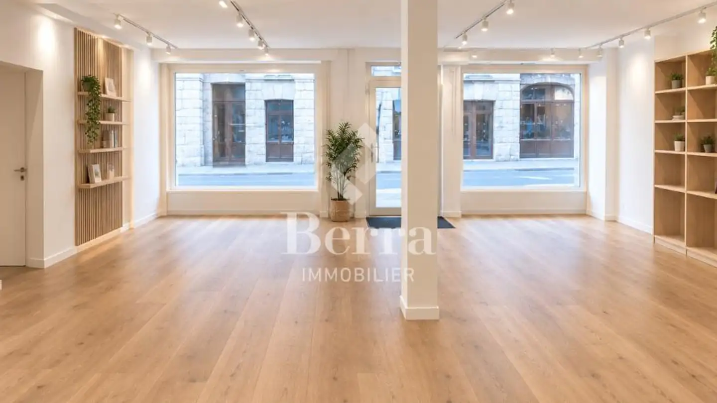 Commercial for rent - Rue Du Bourg 15, 1920 Martigny