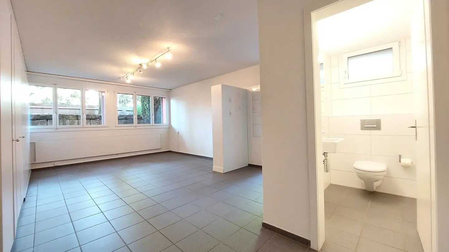 Commercial à louer - Lätternweg 22, 3052 Zollikofen