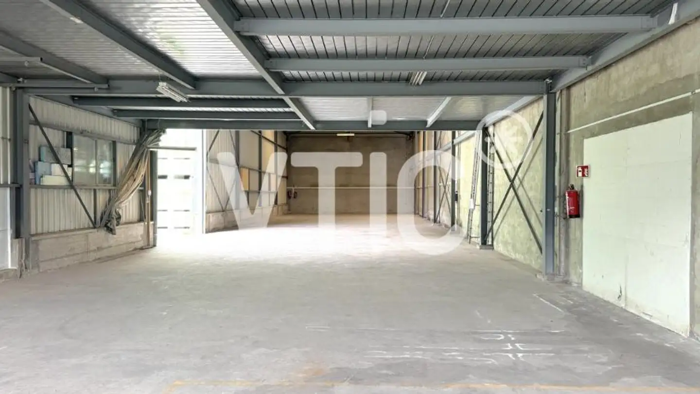 Storage space for rent - 1906 Charrat - Photo 4