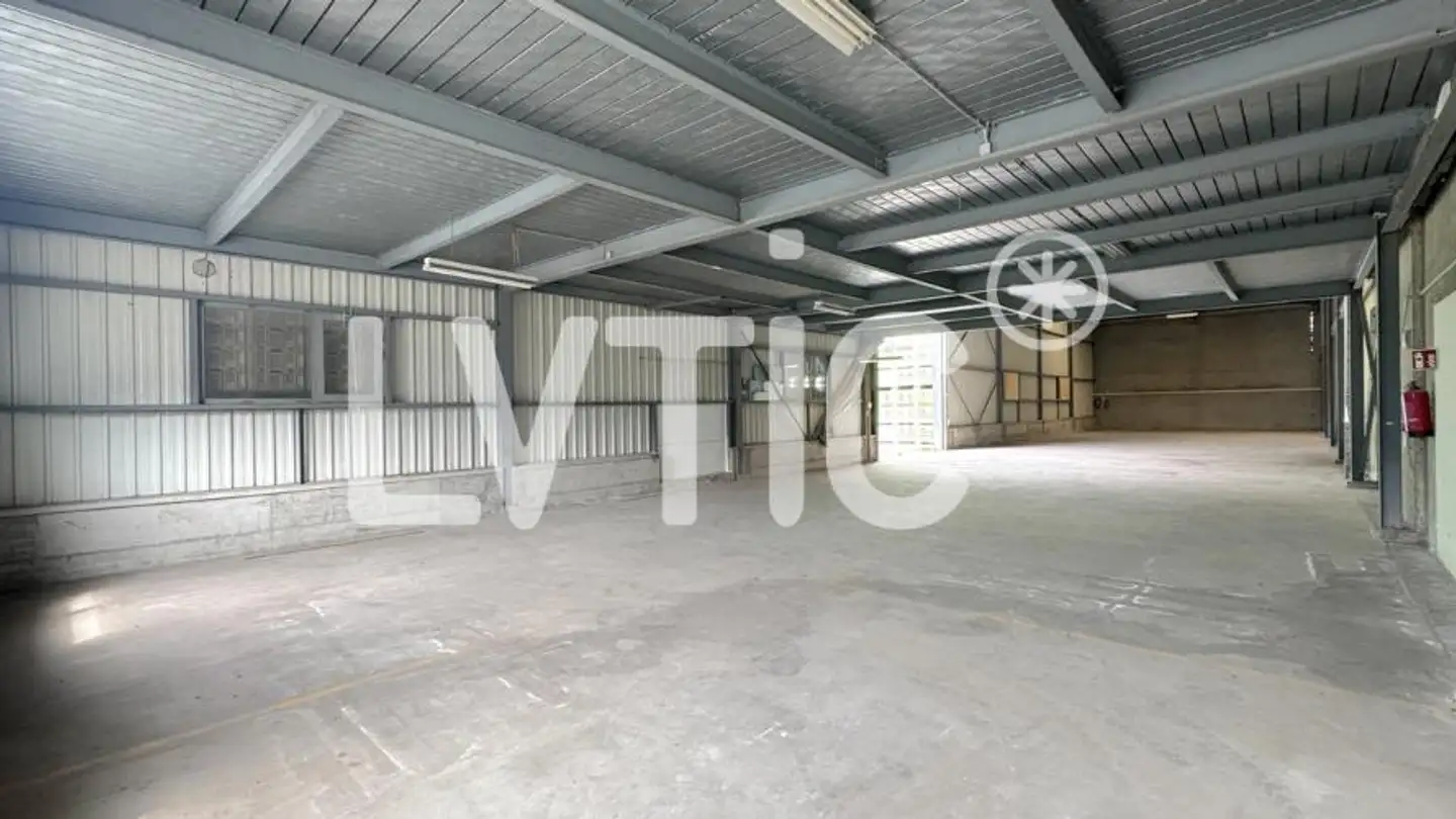 Storage space for rent - 1906 Charrat - Photo 4