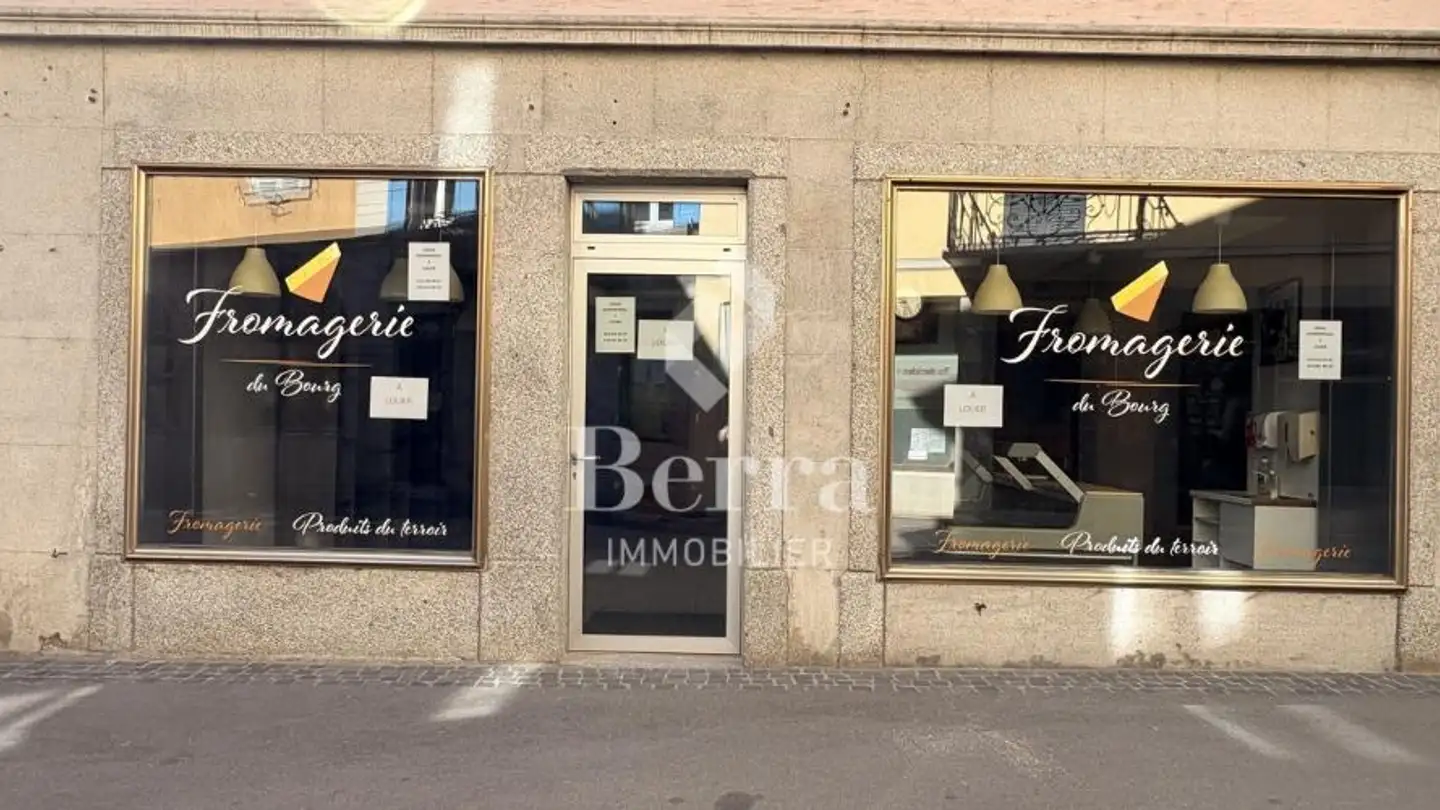 Commercial for rent - Rue Du Bourg 15, 1920 Martigny - Photo 2