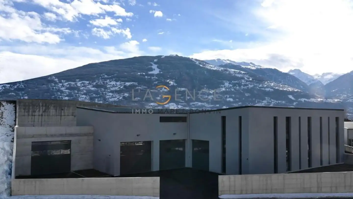 Commercial for rent - Route De Redin, 1965 Savièse