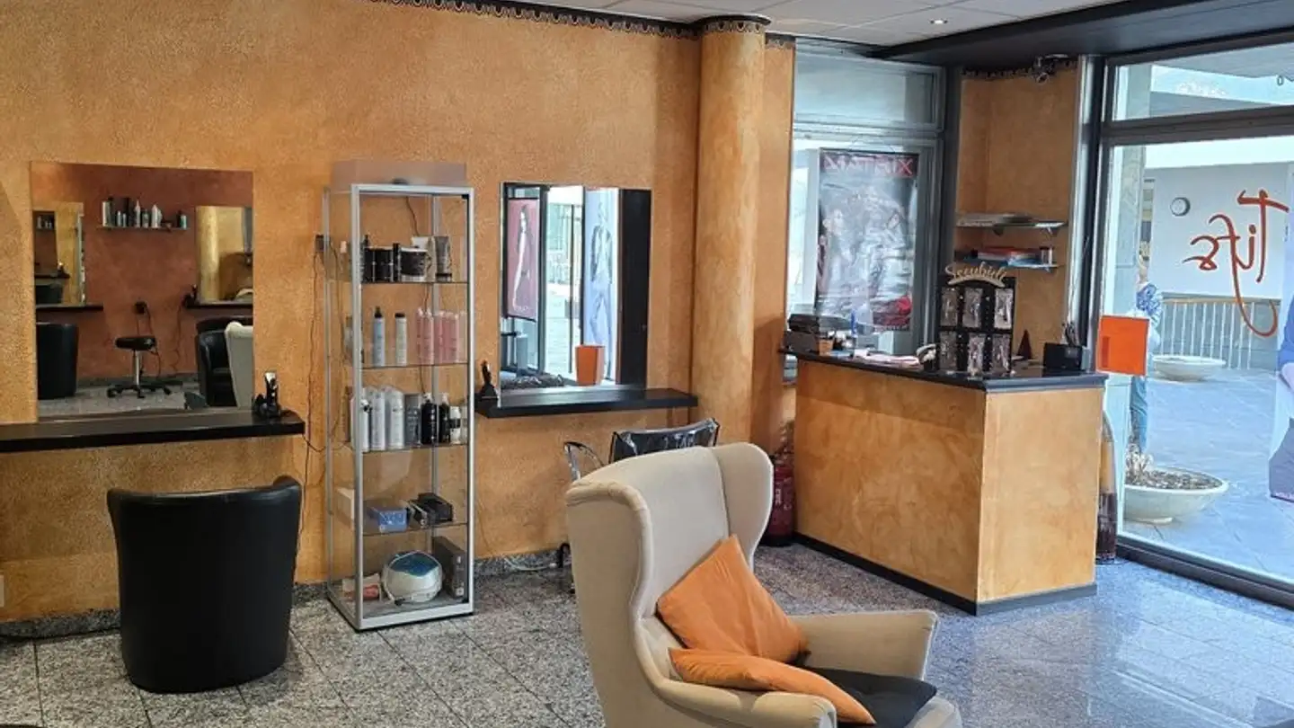 Shop for rent - Avenue Du Rothorn 9a, 3960 Sierre - Photo 2