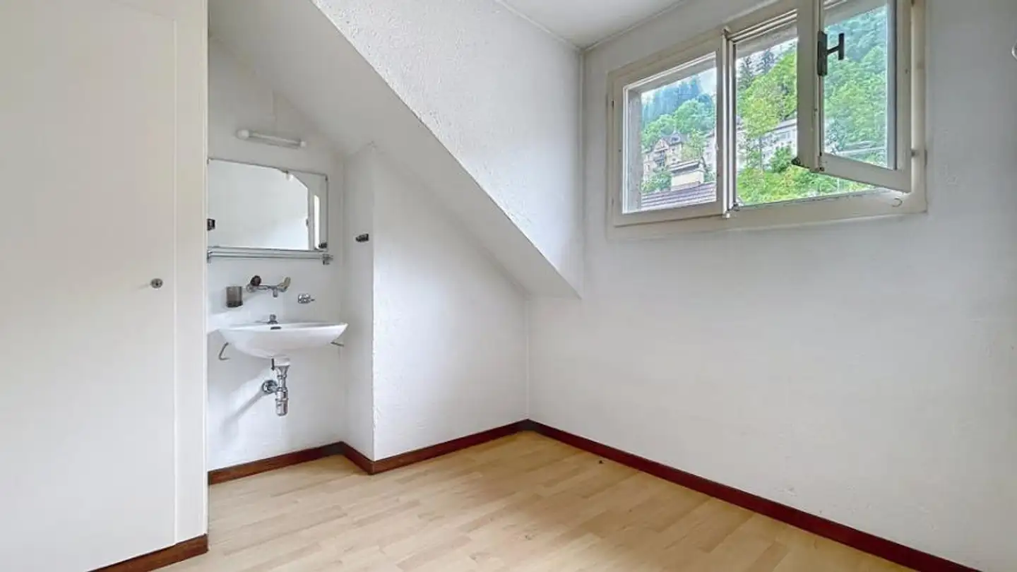 Office space for rent - Rue De La Gare 12, 2400 Le Locle - Photo 2