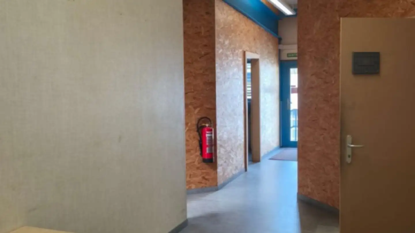 Commercial for rent - Avenue Des Grandes Maresches 104, 1920 Martigny - Photo 3