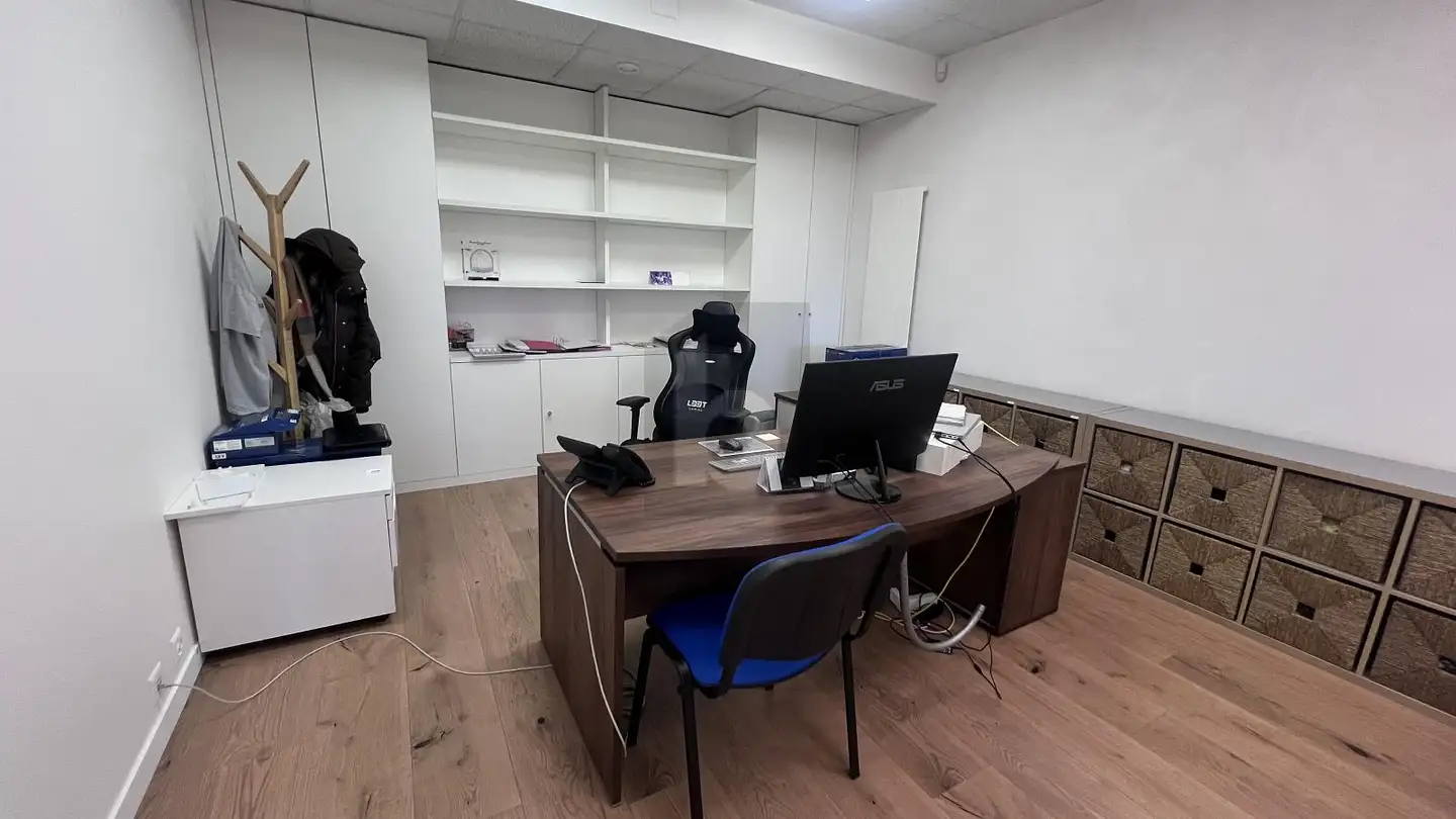 Bureau à louer - 1213 Petit-Lancy - Photo 2
