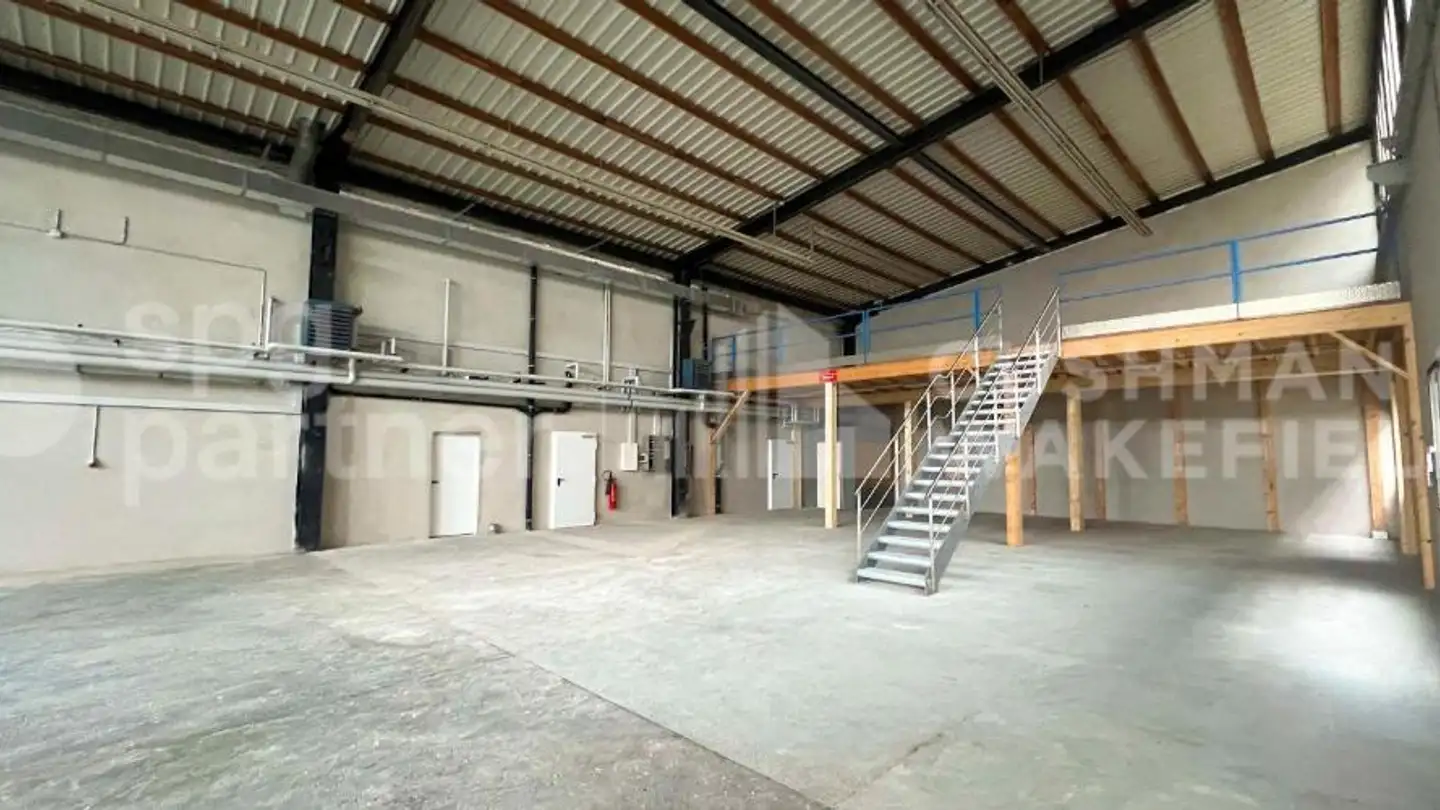 Espace de stockage à louer - Avenue Des Grandes-Communes 6, 1213 Petit-Lancy - Photo 2