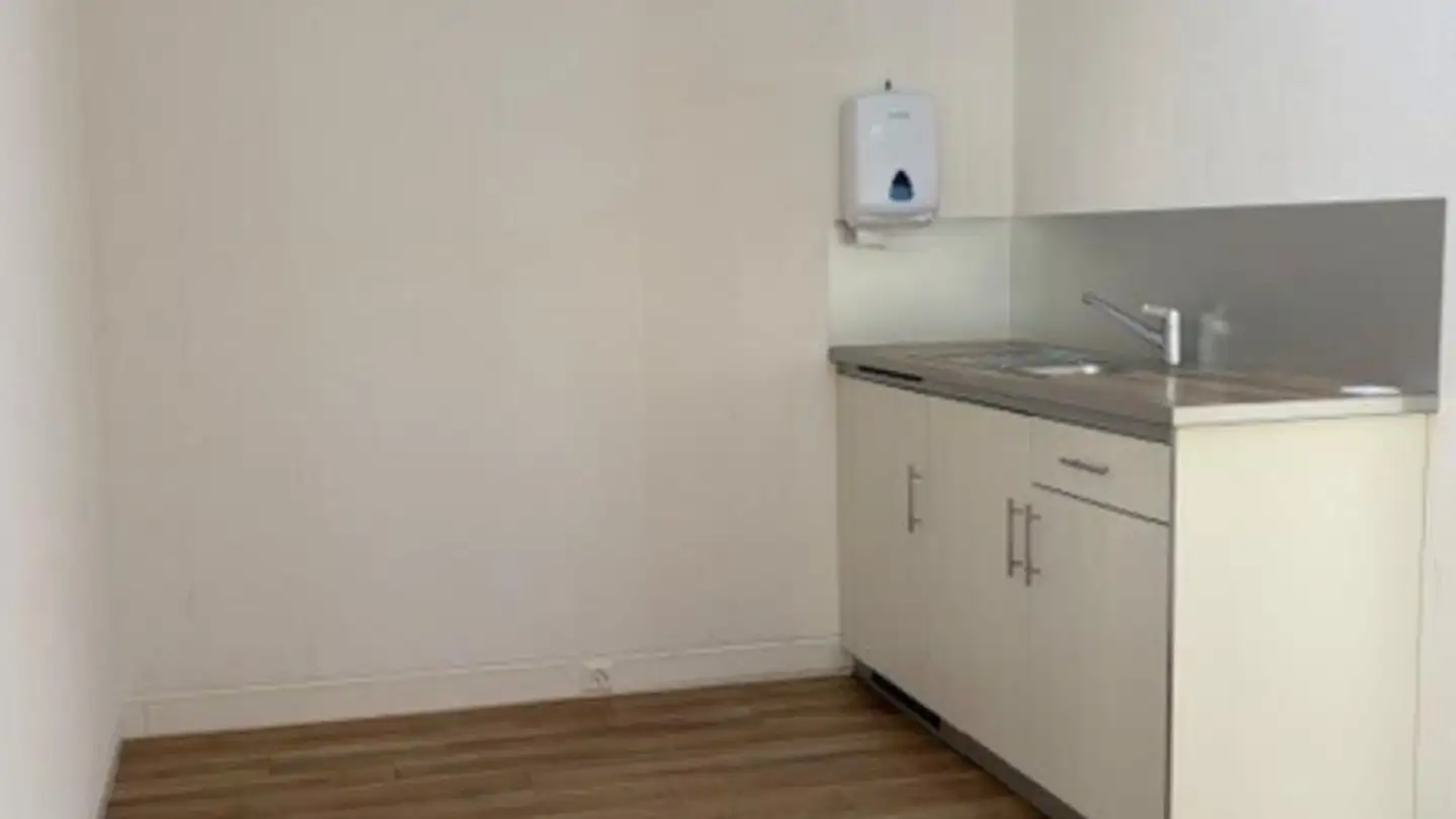 Bureau à louer - Avenue Giuseppe- Motta, 1202 Genève - Photo 3