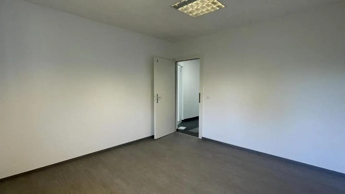Bürofläche mieten - Chemin Des Pralies 6, 1279 Bogis-Bossey - Foto 2