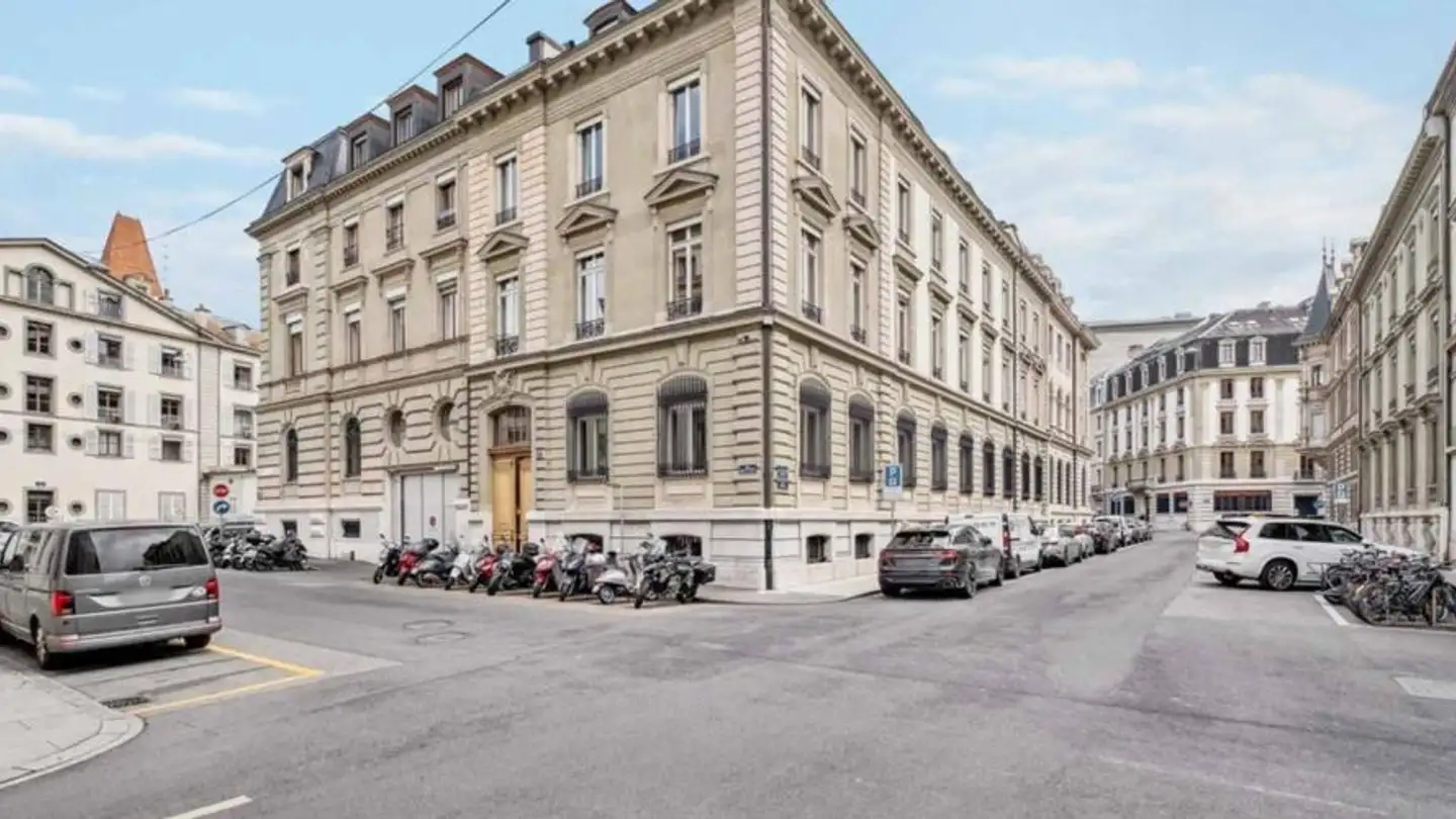 Bureau à louer - Rue Jean- Petitot 12, 1204 Genève