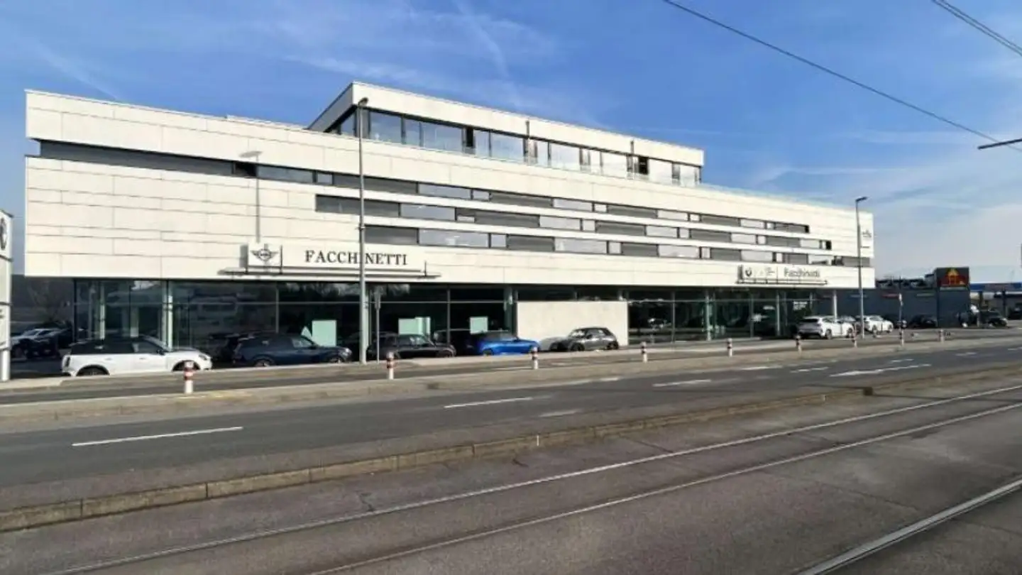 Commercial à louer - Route De Meyrin 214, 1217 Meyrin