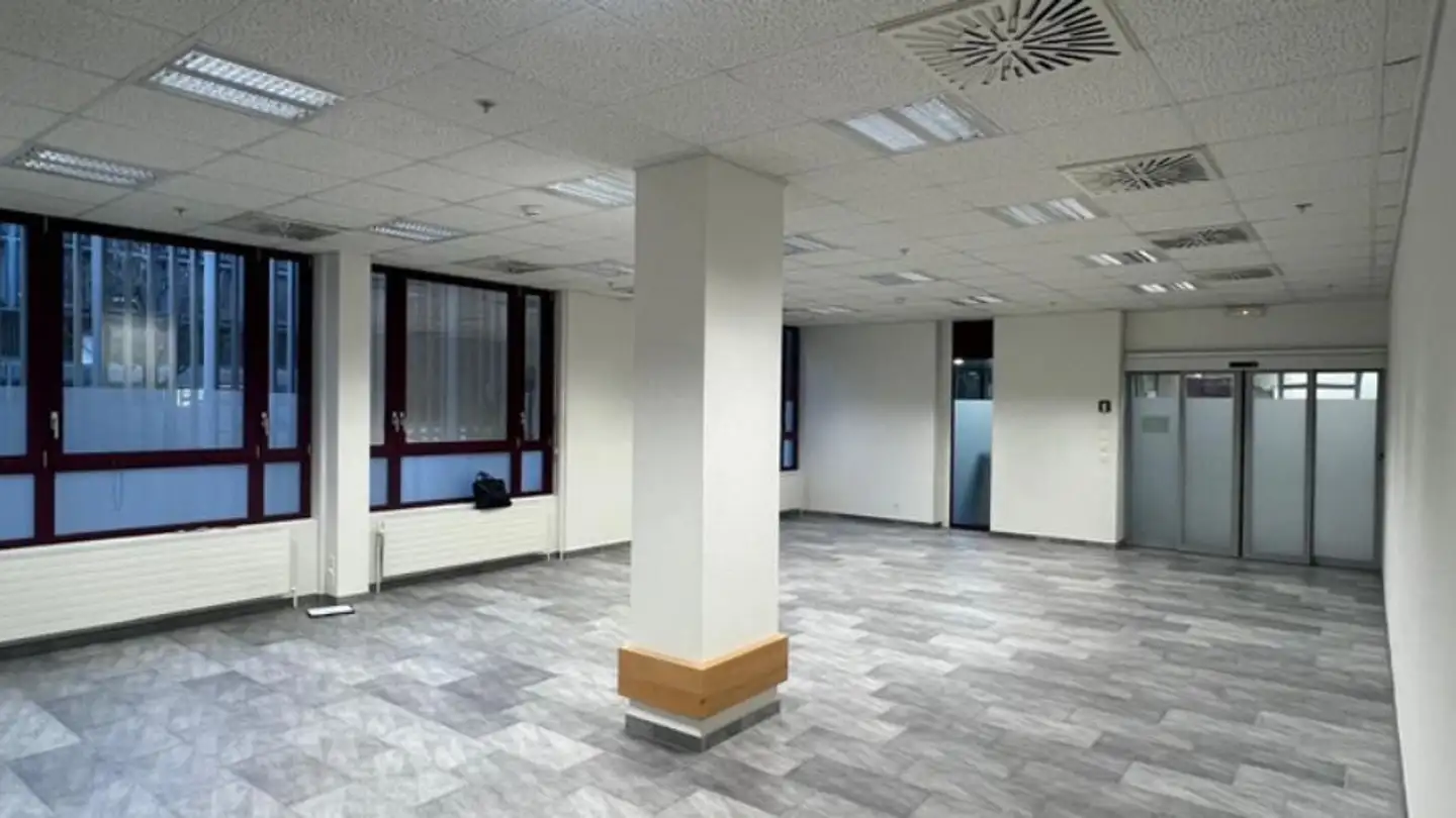 Commercial for rent - Avenue De La Gottaz 28, 1110 Morges - Photo 2