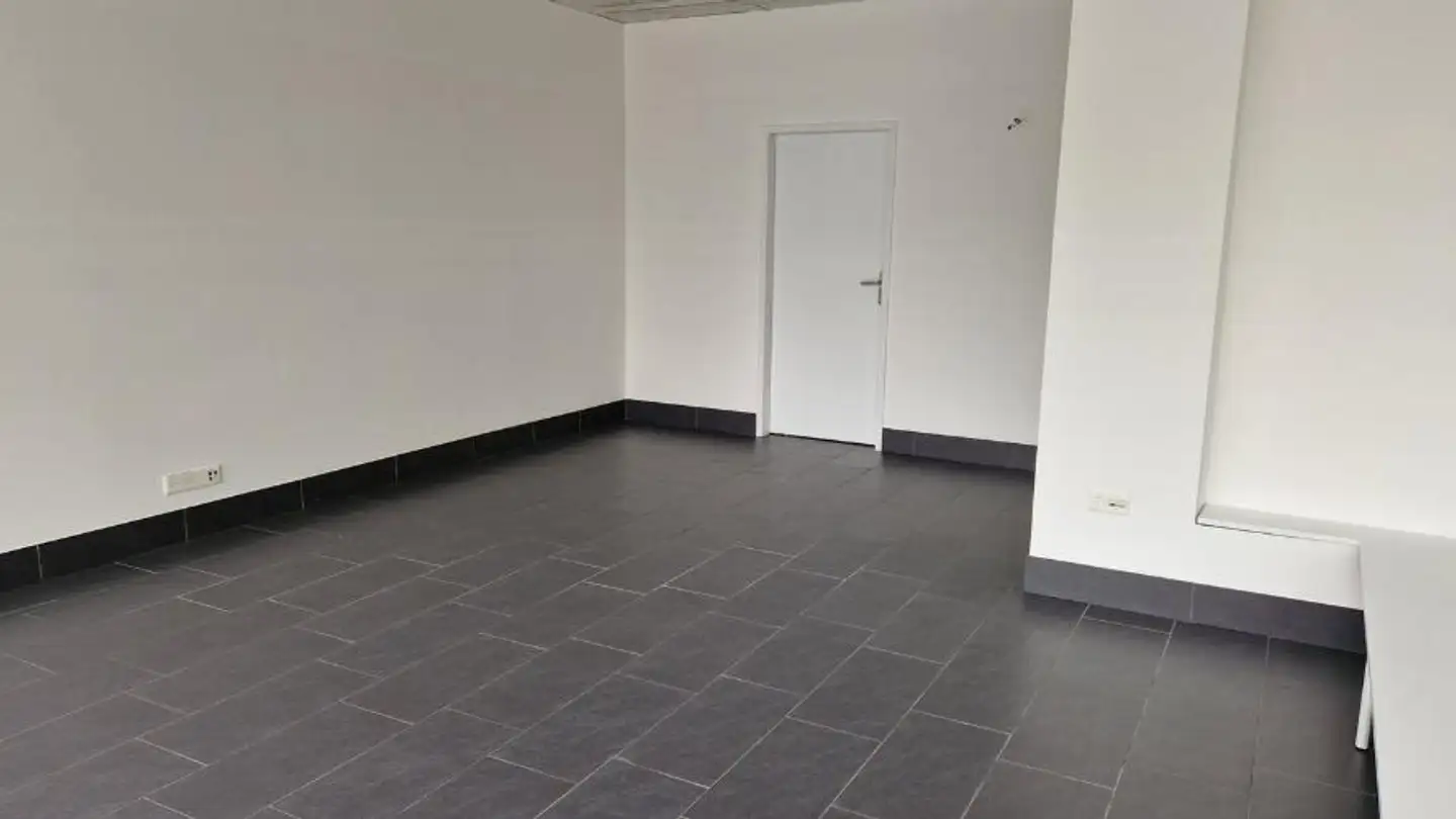 Commercial for rent - Boulevard De Pérolles 11, 1700 Fribourg - Photo 3