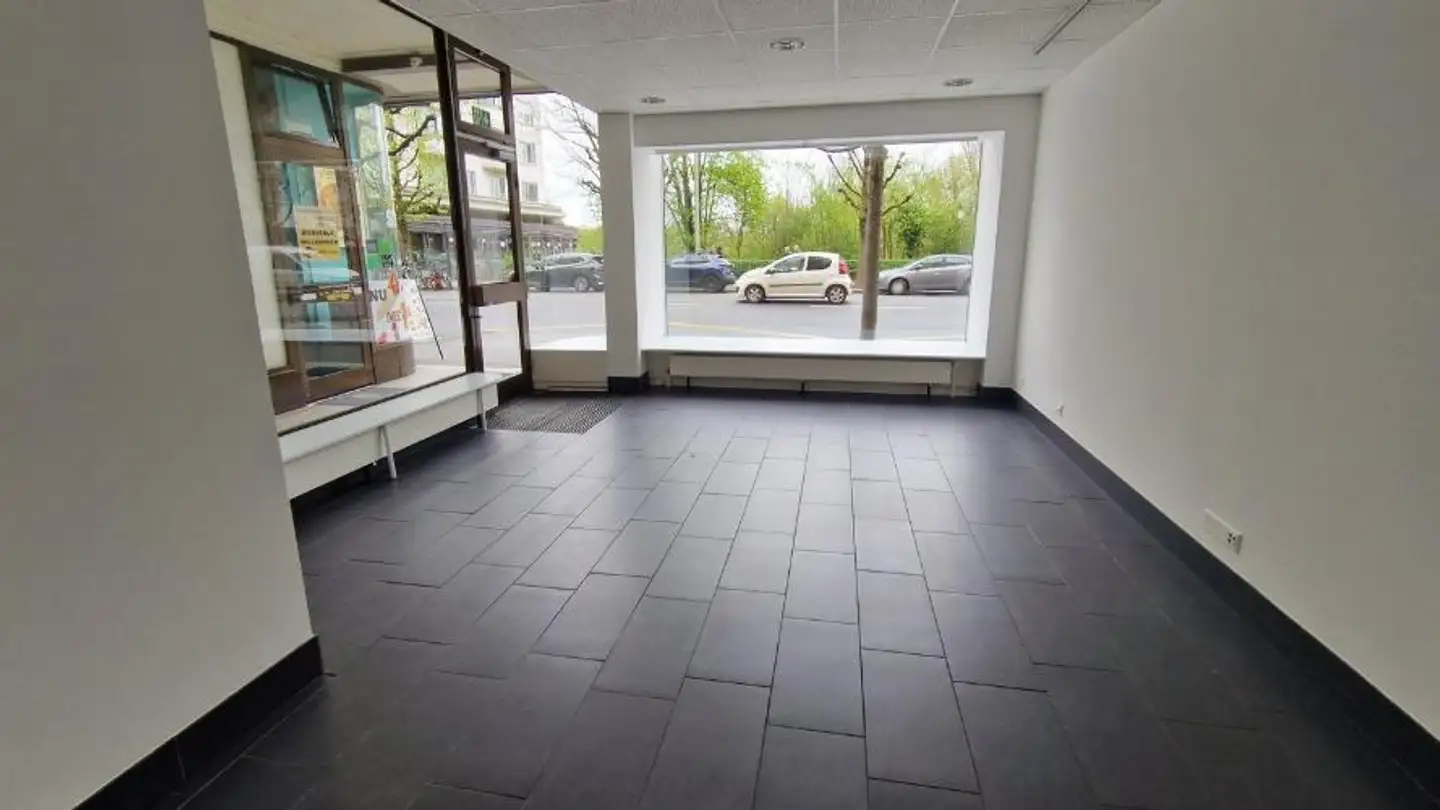 Commercial for rent - Boulevard De Pérolles 11, 1700 Fribourg - Photo 4