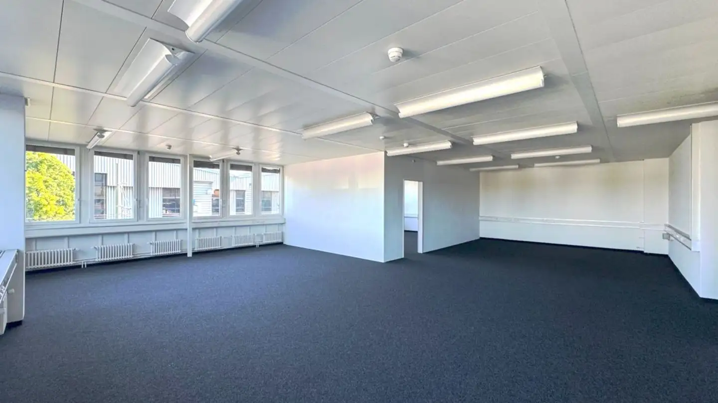 Office space for rent - Industriestrasse 8, 8404 Winterthur