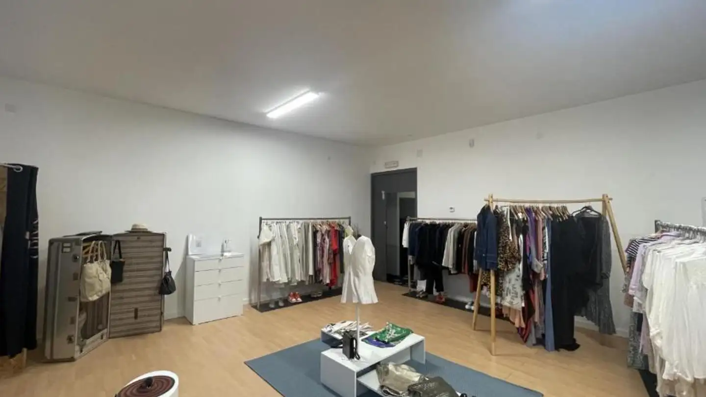 Commercial à louer - Rue Neuve 3, 1260 Nyon - Photo 2