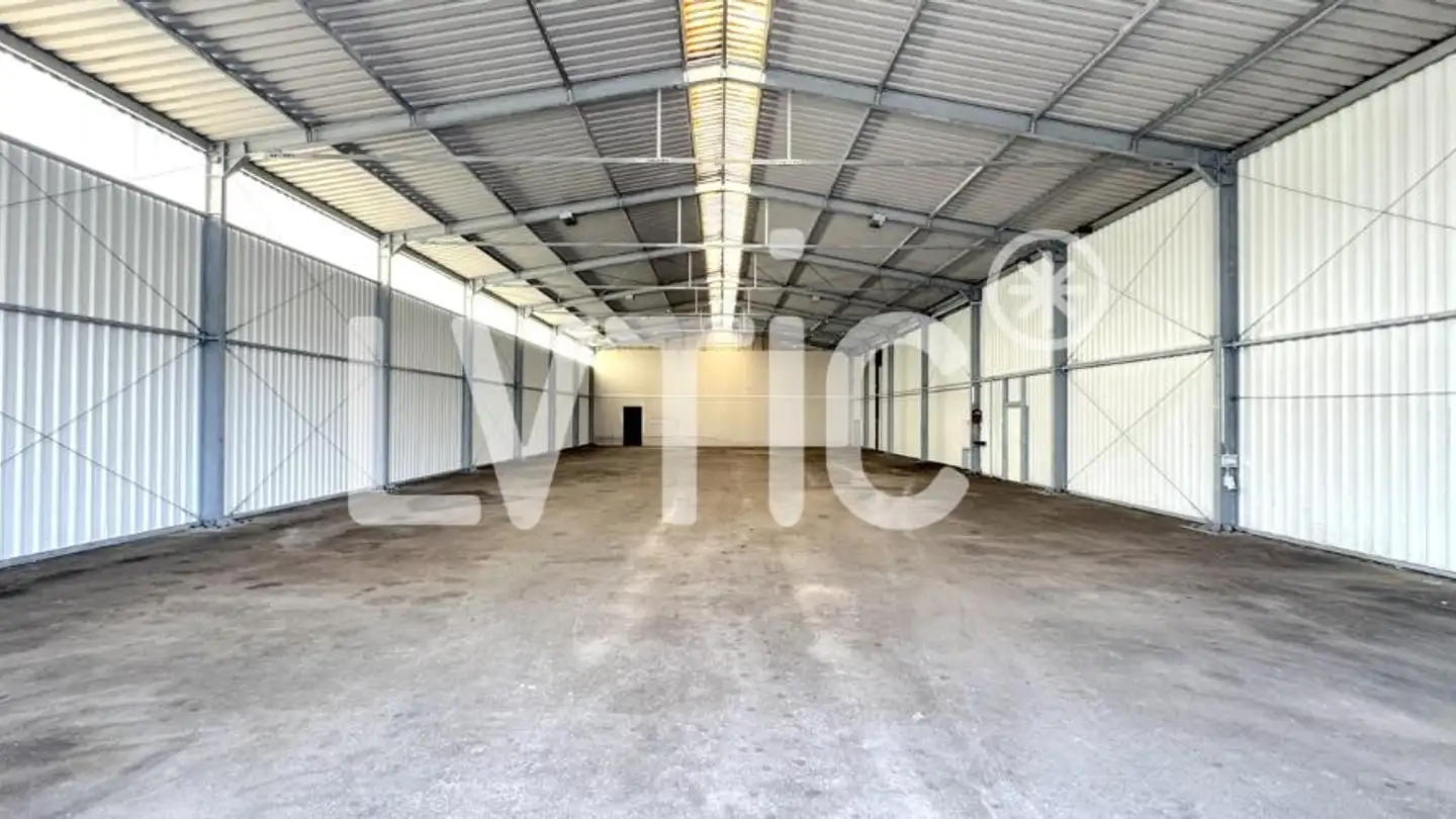 Storage space for rent - 1566 St-Aubin FR