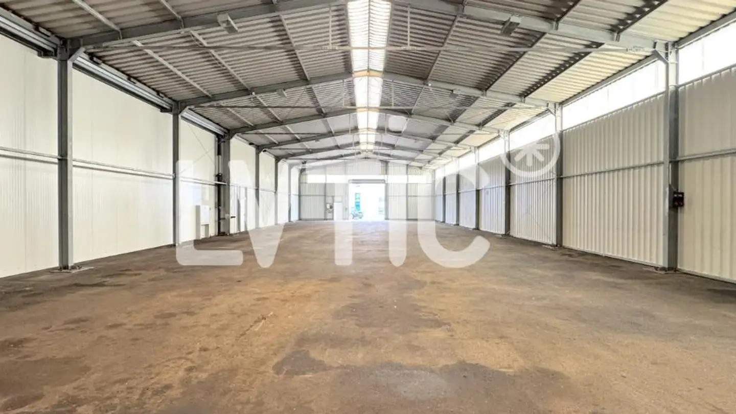 Espace de stockage à louer - 1566 St-Aubin FR - Photo 2