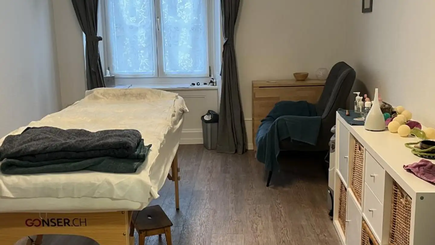 Gewerbe mieten - Avenue Léopold-Robert 7, 2300 La Chaux-de-Fonds - Foto 4
