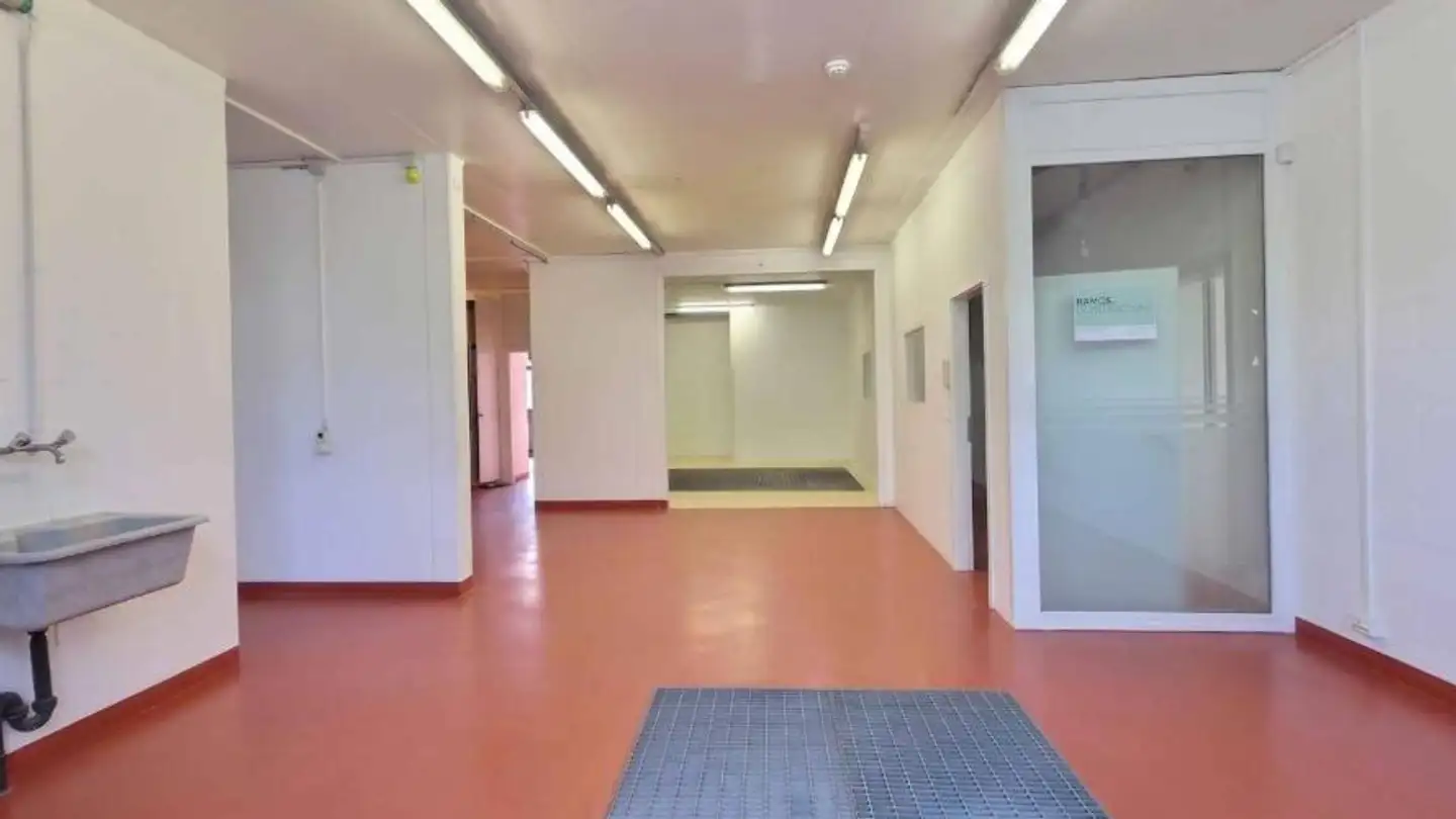 Commercial for rent - Route De La Conversion 271, 1093 La Conversion