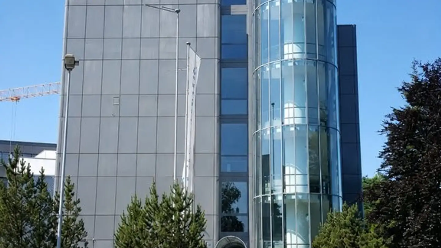 Bureau à louer - Ringstrasse 7, 8603 Schwerzenbach