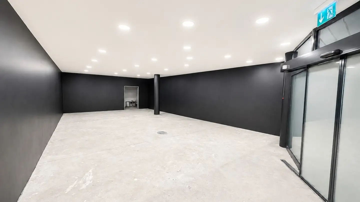Commercial à louer - Ueberlandstrasse 208, 8600 Dübendorf - Photo 3