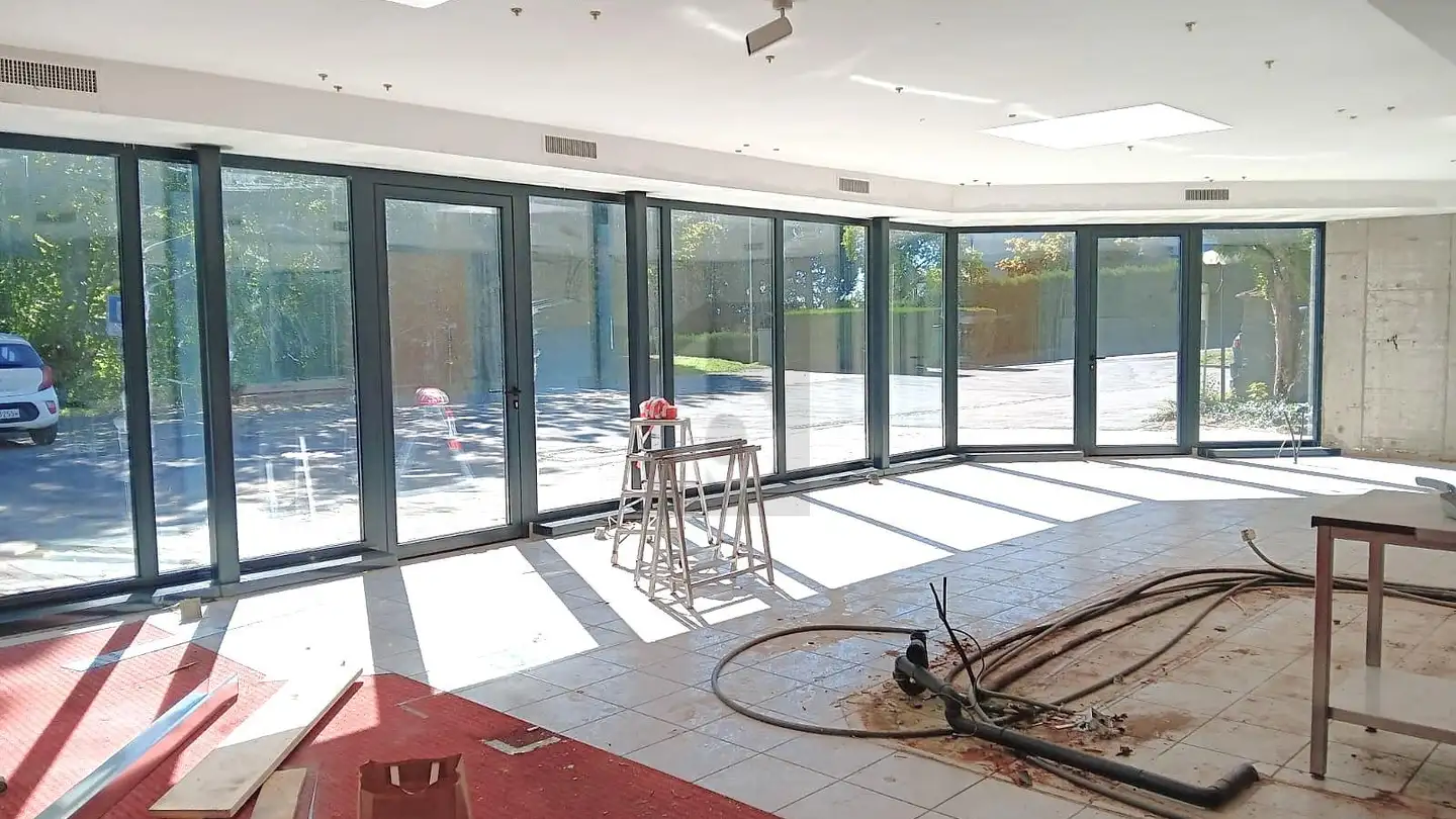 Office space for rent - 1073 Savigny - Photo 3