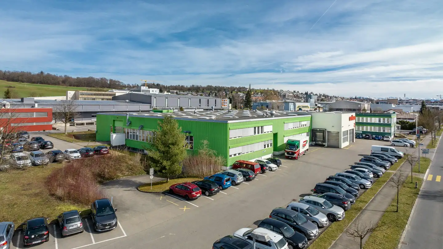 Commercial à louer - Rigackerstrasse 16, 5610 Wohlen AG