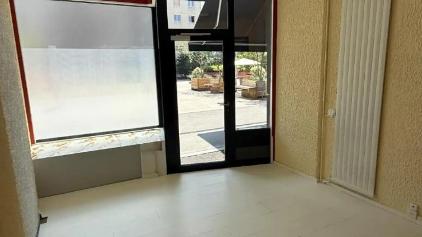 Magasin à louer - Chemin Des Deux-Communes 12, 1226 Thônex - Photo 4