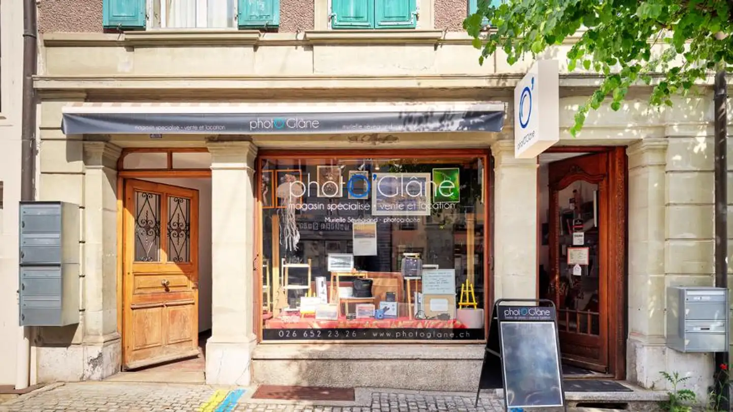 Commercial à louer - Grand Rue 42, 1680 Romont FR