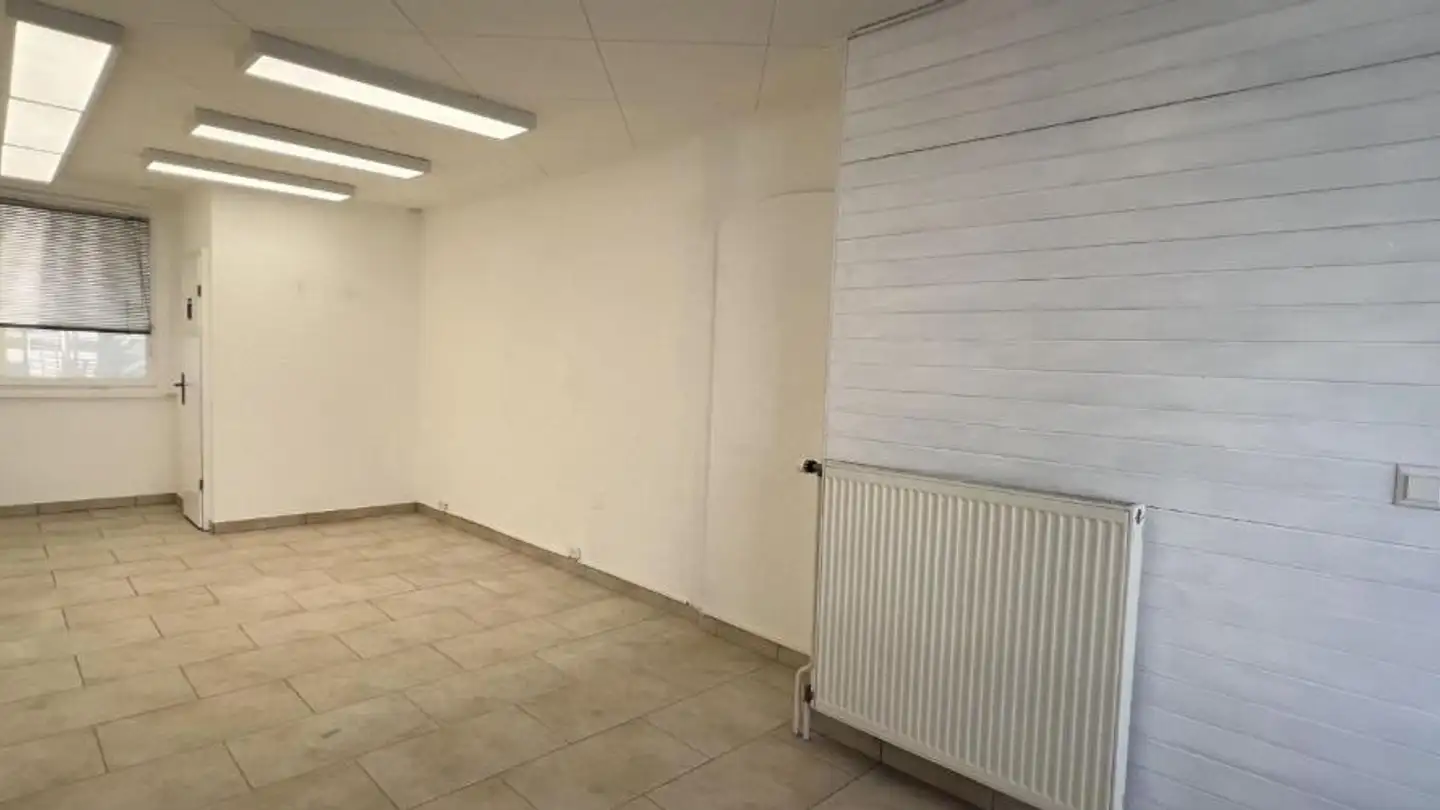 Commerciale in affitto - Rue Cordey 10, 1400 Yverdon-les-Bains