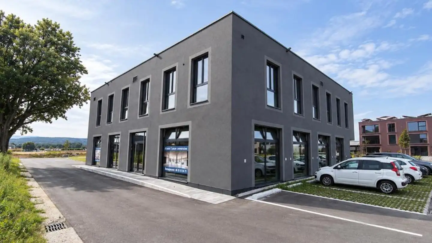 Commercial à louer - Impasse De La Fava 1, 1566 St-Aubin FR - Photo 2