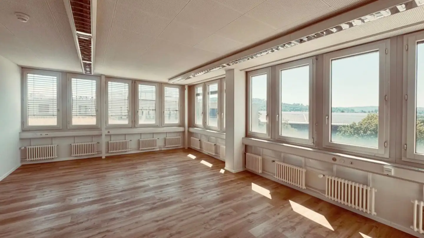Office space for rent - Industriestrasse 8, 8404 Winterthur