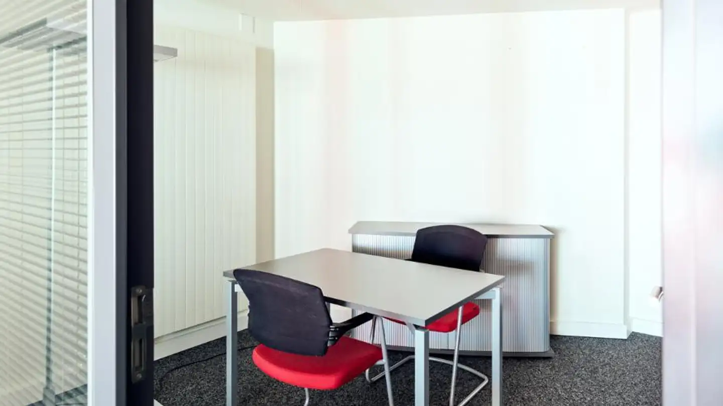 Gewerbe mieten - Rue Du Château 101, 1680 Romont FR - Foto 4