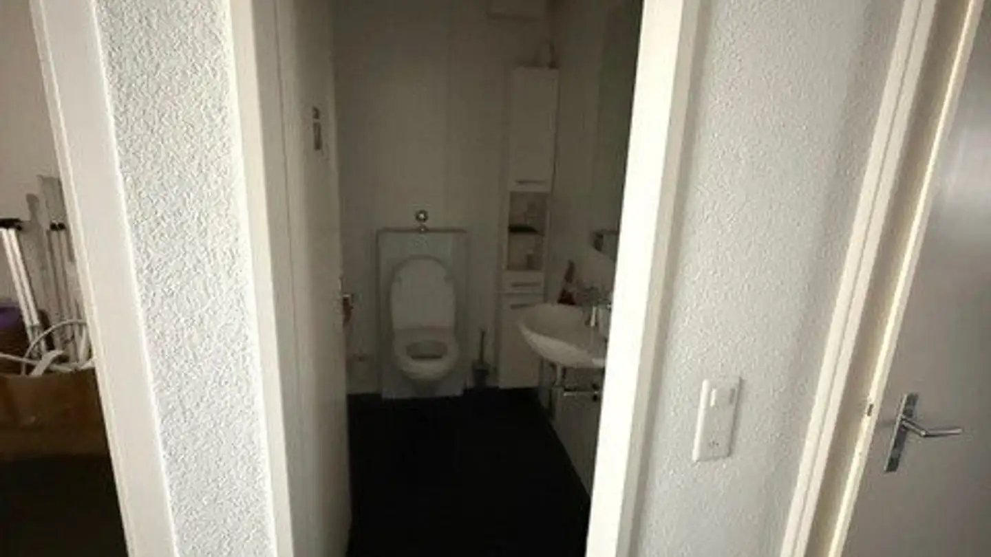Office space for rent - Zugerstrasse 49, 6330 Cham - Photo 4