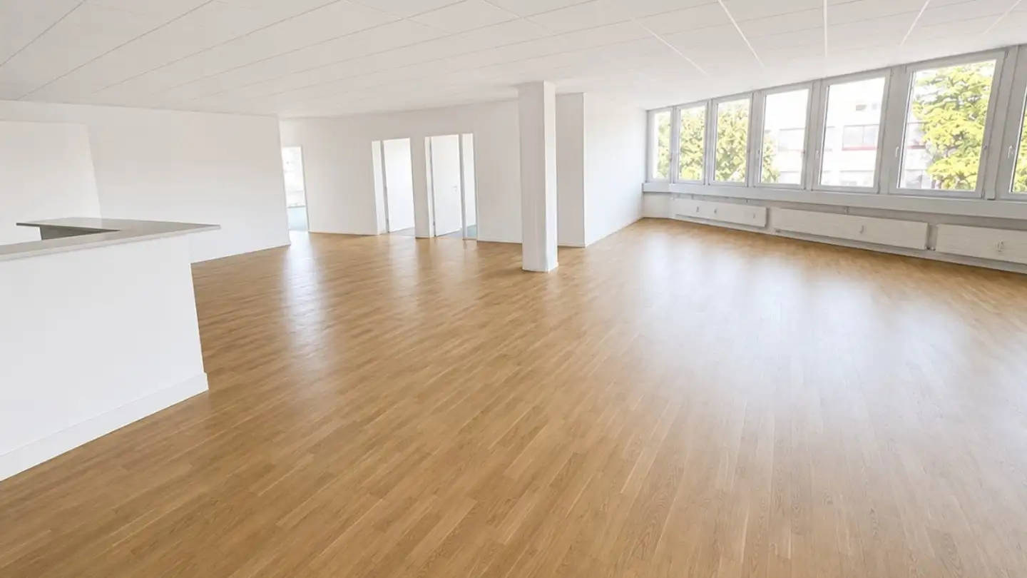 Bürofläche mieten - Sennweidstrasse 46, 6312 Steinhausen - Foto 4