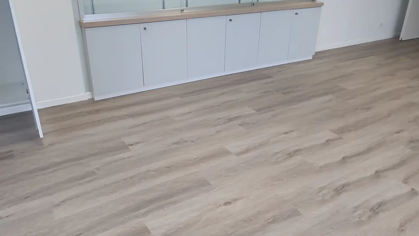Bureau à louer - Kastellstrasse 1, 8623 Wetzikon ZH - Photo 4
