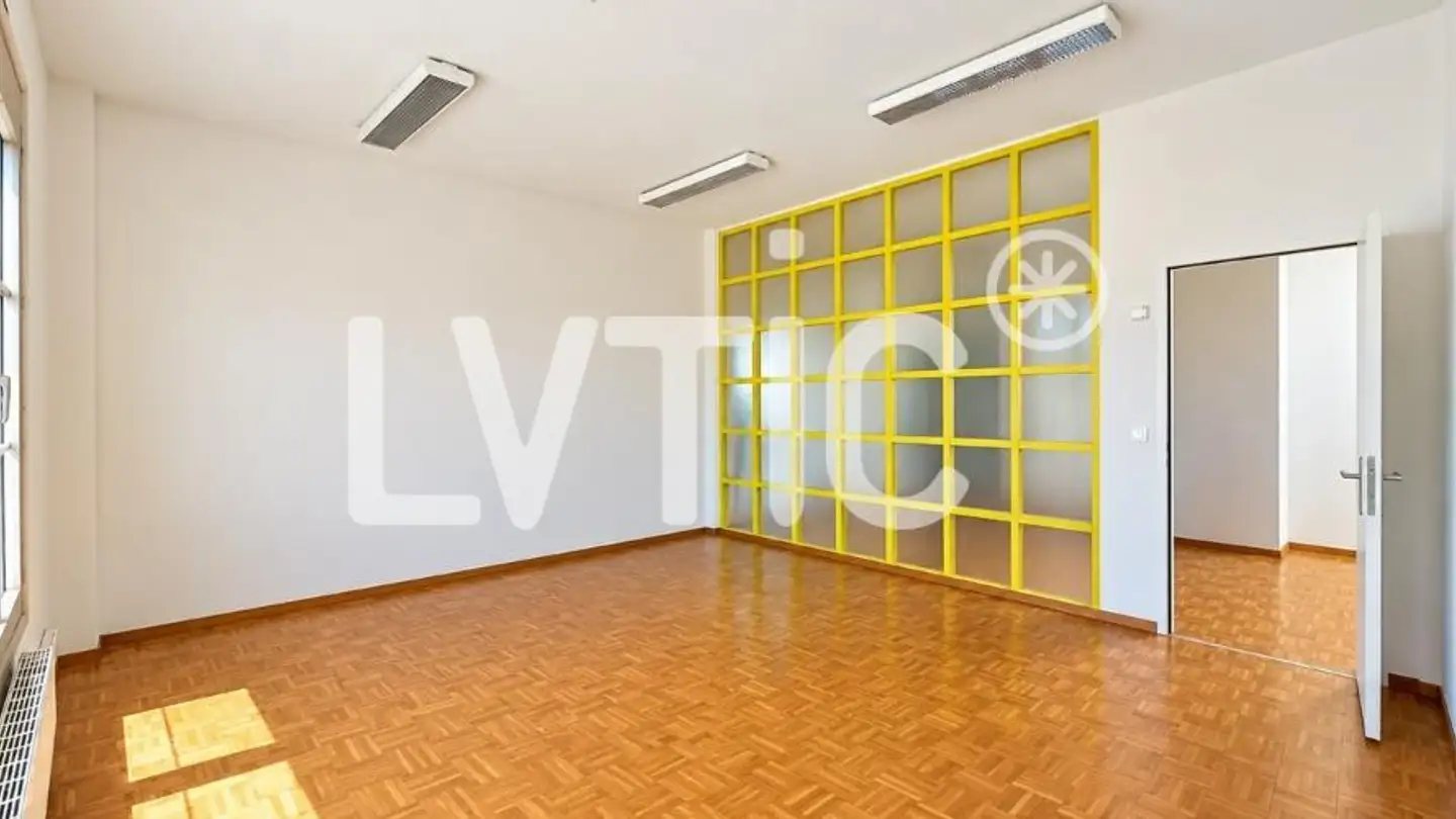 Office space for rent - 1052 Le Mont-sur-Lausanne - Photo 4