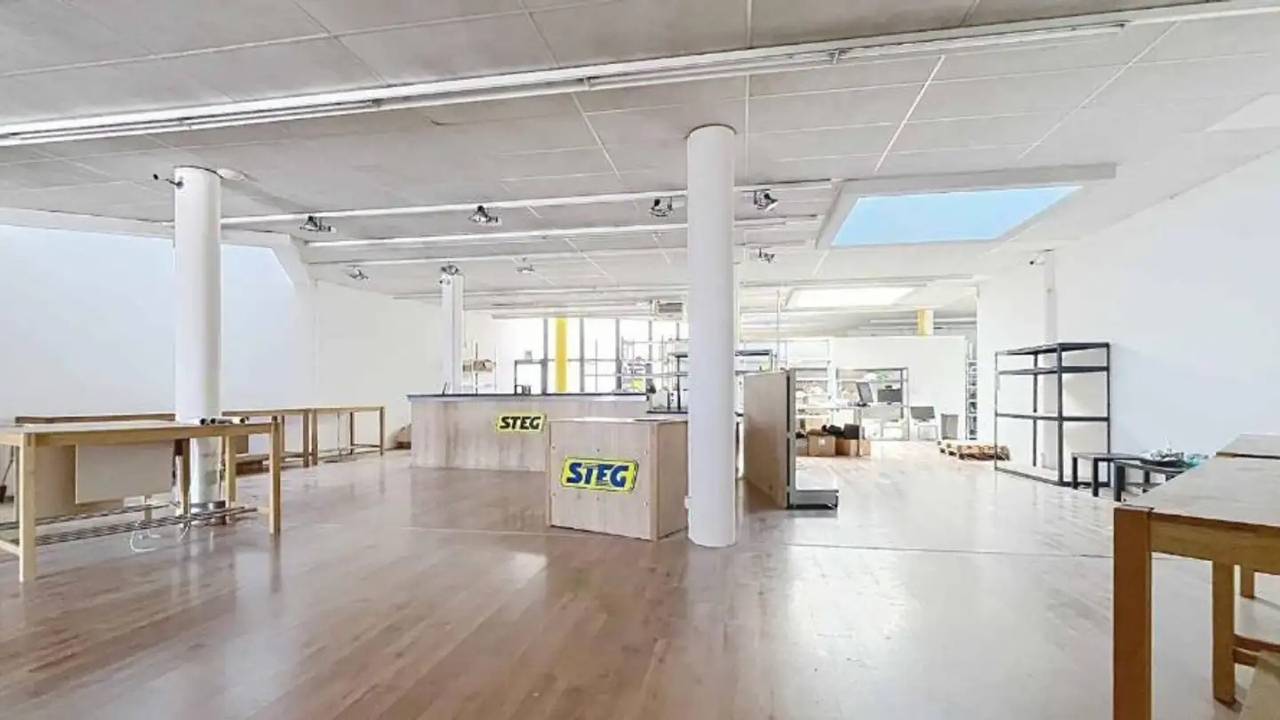 Magasin à louer - Rue De Lausanne 73b, 1020 Renens VD - Photo 2