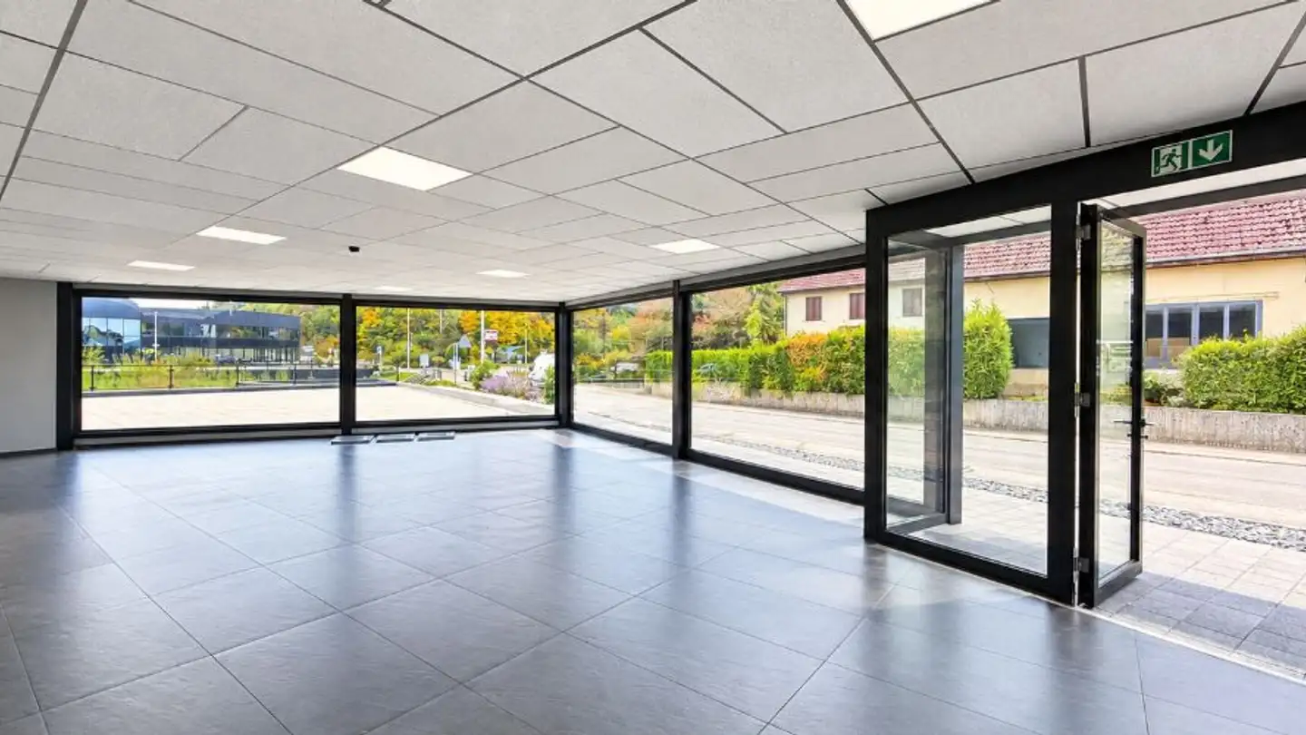 Commercial for rent - Le Voyeboeuf 4, 2900 Porrentruy - Photo 3