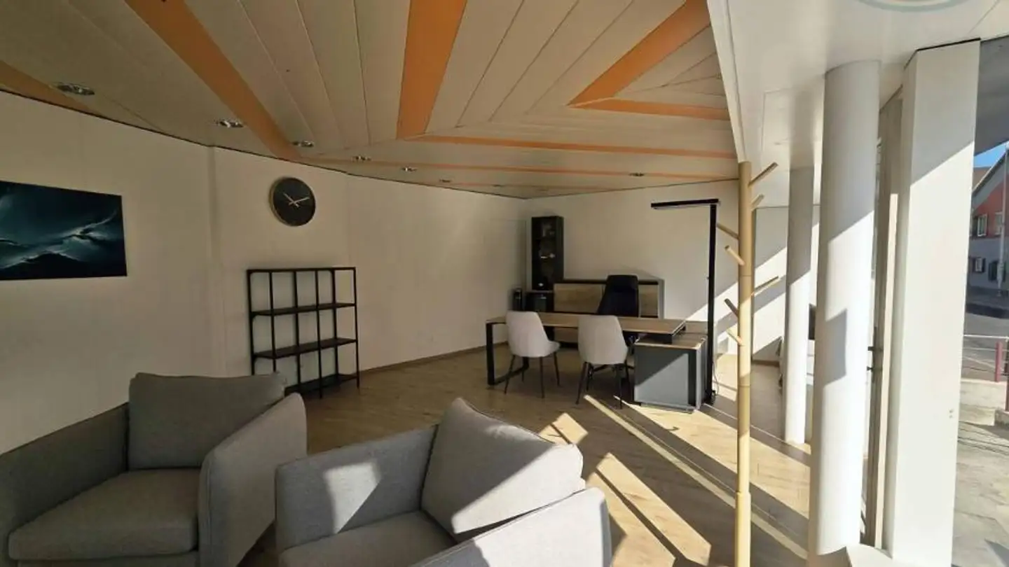 Office space for rent - 2854 Bassecourt - Photo 3
