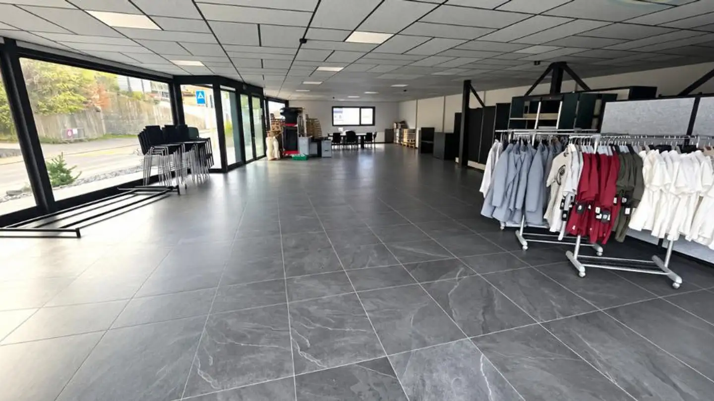 Commercial for rent - Le Voyeboeuf 4, 2900 Porrentruy - Photo 4