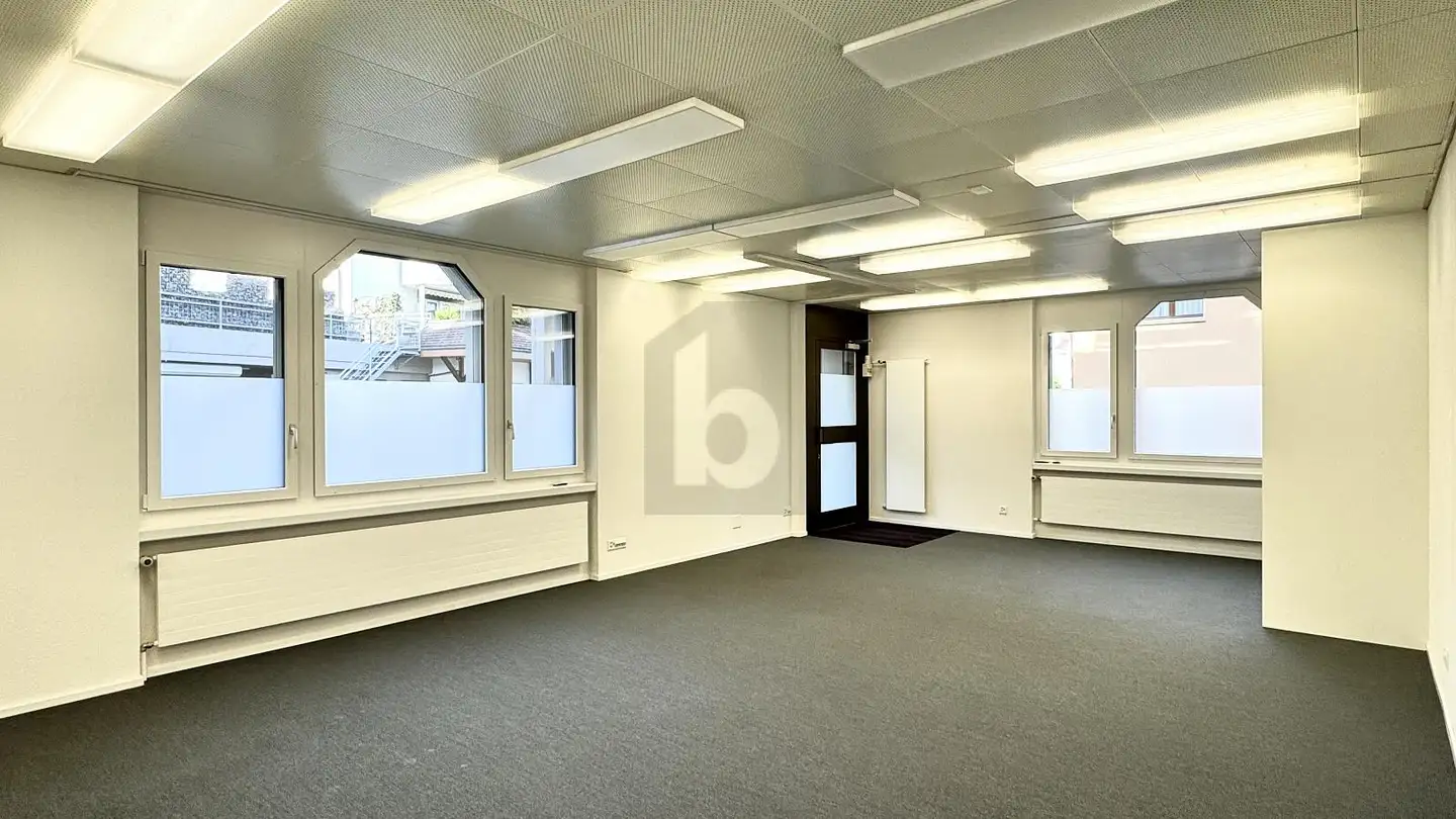 Bürofläche mieten - 6274 Eschenbach LU