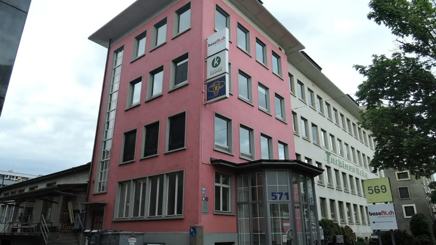 Espace de stockage à louer - Badenerstrasse 571a, 8048 Zürich