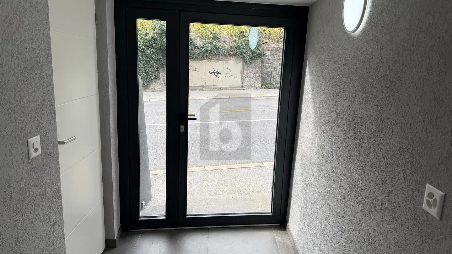 Office space for rent - 1950 Sion