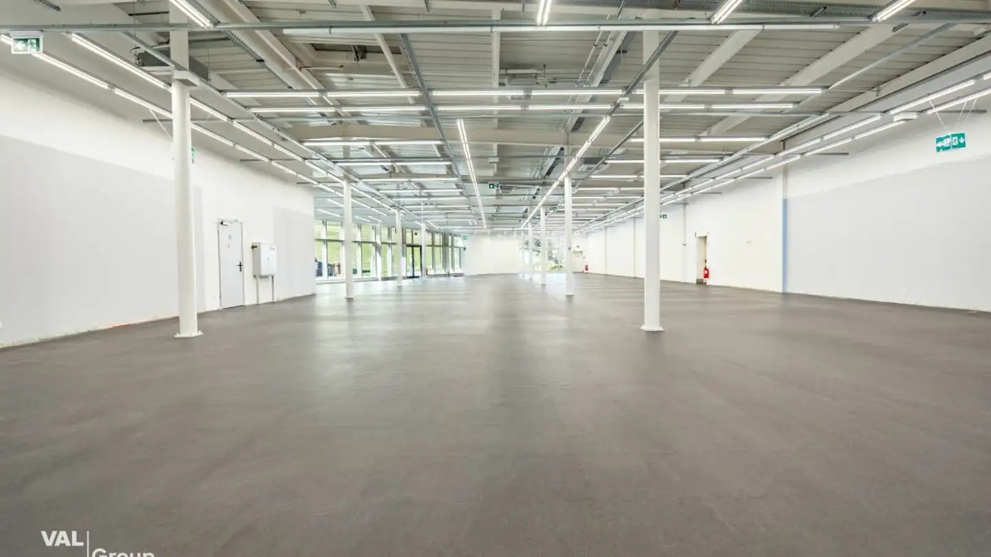 Commercial à louer - Alte Kantonsstrasse 10, 3930 Eyholz - Photo 3