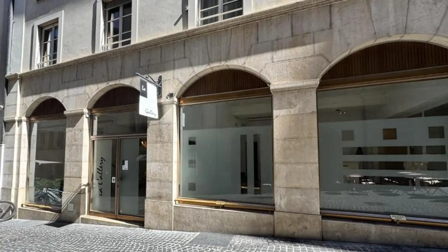 Geschäft mieten - Rue Etienne- Dumont 5, 1204 Genève